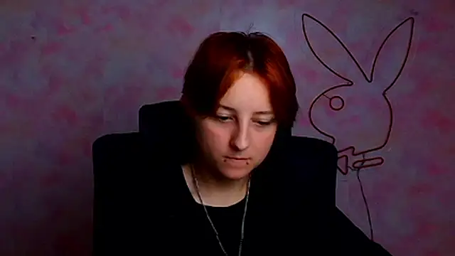 Snapshot of Dilara_Kiss_ chatting on 06-18-26, 09:14 Dilara Kiss online show from 06-18-26, 09:14