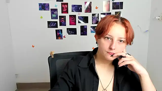 Snapshot of Dilara_Kiss_ chatting on 06-28-26, 11:16 Dilara Kiss online show from 06-28-26, 11:16