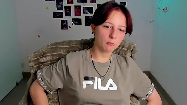 Snapshot of Dilara_Kiss_ chatting on 07-17-26, 05:15 Dilara Kiss online show from 07-17-26, 05:15