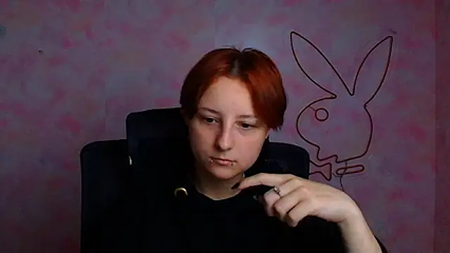 Snapshot of Dilara_Kiss_ chatting on 06-18-26, 05:17 Dilara Kiss online show from 06-18-26, 05:17
