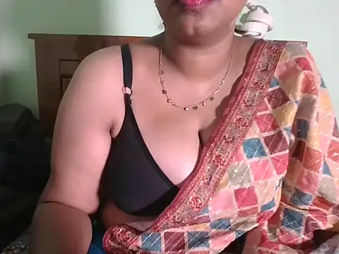 Snapshot of Tamil_Shailu chatting on 07-10-26, 08:03 Tamil Shailu online show from 07-10-26, 08:03
