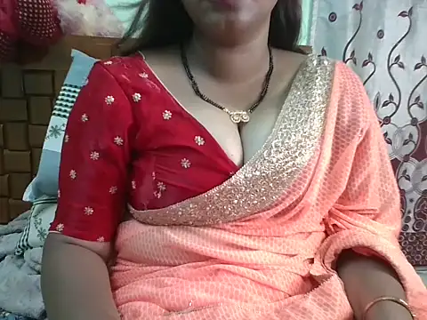 Snapshot of Tamil_Shailu chatting on 06-19-26, 12:55 Tamil Shailu online show from 06-19-26, 12:55