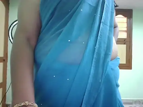 Snapshot of Tamil_Shailu chatting on 06-30-26, 07:19 Tamil Shailu online show from 06-30-26, 07:19