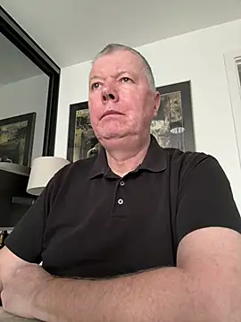 Snapshot of cumboy chatting on 01-06-25, 10:57 cumboy online show from 01-06-25, 10:57