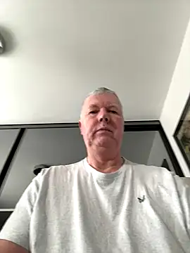 Snapshot of cumboy chatting on 12-03-24, 01:06 cumboy online show from 12-03-24, 01:06