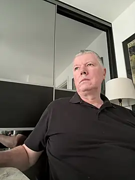 Snapshot of cumboy chatting on 01-23-25, 10:54 cumboy online show from 01-23-25, 10:54