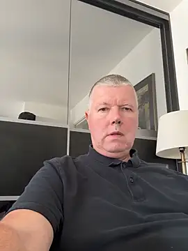 Snapshot of cumboy chatting on 10-06-25, 12:06 cumboy online show from 10-06-25, 12:06