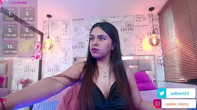 Snapshot of sofi_secrets chatting on 07-21-26, 12:39 sofi secrets online show from 07-21-26, 12:39