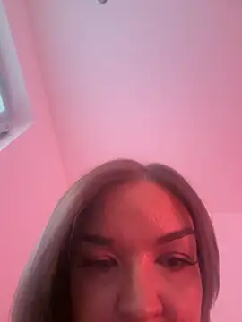 Snapshot of elina_amara_ chatting on 06-16-26, 01:55 elina amara online show from 06-16-26, 01:55