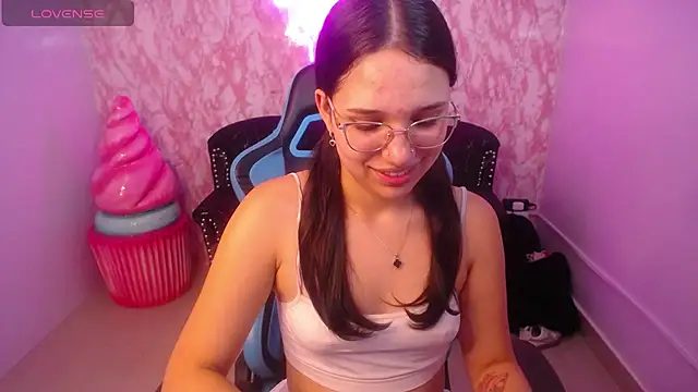 Lia Rose ch online show from 07-10-26, 03:06