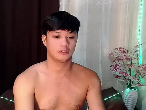 Snapshot of kingdomcum96 chatting on 08-03-26, 10:36 kingdomcum96 online show from 08-03-26, 10:36