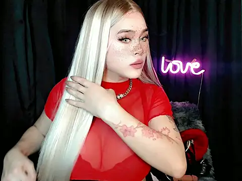 Snapshot of ExpensiveTiffanyxx chatting on 06-26-26, 11:27 ExpensiveTiffanyxx online show from 06-26-26, 11:27