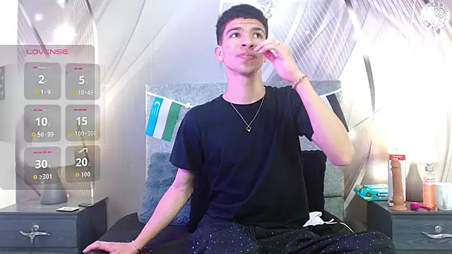 Snapshot of Dilan_Femboy chatting on 07-01-26, 01:44 Dilan Femboy online show from 07-01-26, 01:44