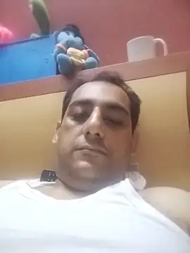 Snapshot of chuby38male chatting on 06-19-26, 01:17 chuby38male online show from 06-19-26, 01:17