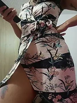 Snapshot of Claro_de_Luna chatting on 07-28-26, 12:40 Claro de Luna online show from 07-28-26, 12:40