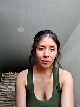 Snapshot of Rebecka11 chatting on 06-17-26, 03:22 Rebecka11 online show from 06-17-26, 03:22