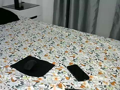 Snapshot of glory_days9 chatting on 07-11-26, 12:22 glory days9 online show from 07-11-26, 12:22