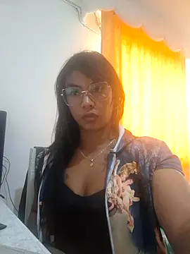 Snapshot of sophiagomezx chatting on 07-18-26, 07:22 sophiagomezx online show from 07-18-26, 07:22