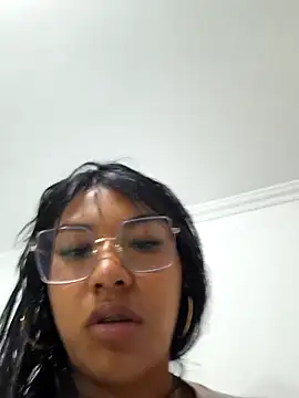 Snapshot of sophiagomezx chatting on 07-06-26, 10:56 sophiagomezx online show from 07-06-26, 10:56