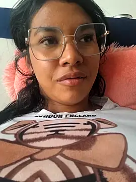 Snapshot of sophiagomezx chatting on 07-31-26, 08:39 sophiagomezx online show from 07-31-26, 08:39