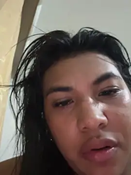 Snapshot of sophiagomezx chatting on 06-24-26, 06:01 sophiagomezx online show from 06-24-26, 06:01