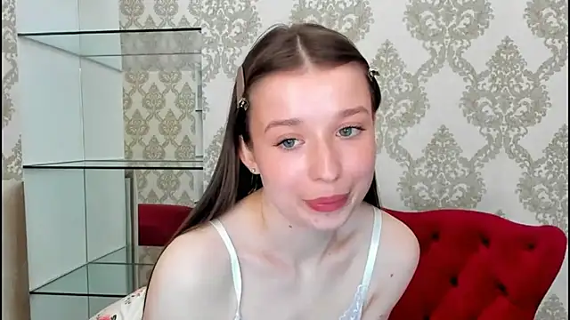 Snapshot of michelle_blus chatting on 06-18-26, 08:25 michelle blus online show from 06-18-26, 08:25