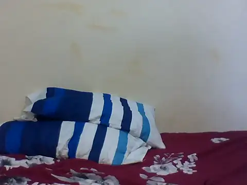 Snapshot of Lovergirlcute chatting on 08-01-26, 11:30 Lovergirlcute online show from 08-01-26, 11:30