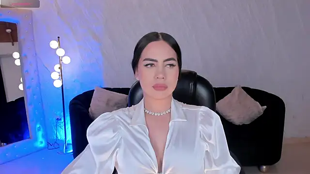 Snapshot of SabrinaMontclair chatting on 07-10-26, 10:54 SabrinaMontclair online show from 07-10-26, 10:54