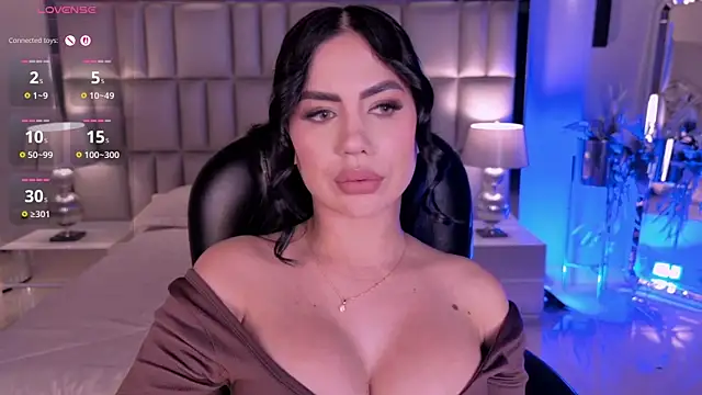 Snapshot of SabrinaMontclair chatting on 07-24-26, 10:39 SabrinaMontclair online show from 07-24-26, 10:39