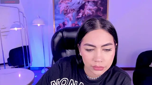 Snapshot of SabrinaMontclair chatting on 06-30-26, 08:53 SabrinaMontclair online show from 06-30-26, 08:53