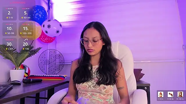 emma brooks  online show from 06-26-26, 08:03