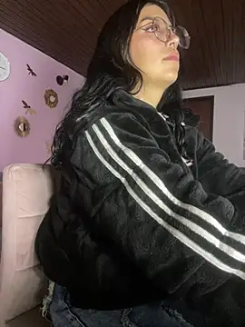 Snapshot of GabyLopez_Pink chatting on 07-10-26, 03:17 GabyLopez Pink online show from 07-10-26, 03:17
