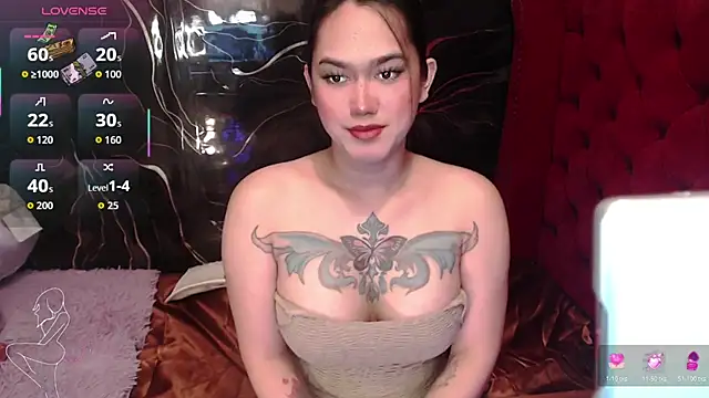 Snapshot of YourtsBella chatting on 07-04-26, 08:35 YourtsBella online show from 07-04-26, 08:35