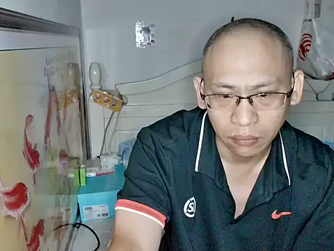 Snapshot of benly888 chatting on 07-19-26, 12:13 benly888 online show from 07-19-26, 12:13