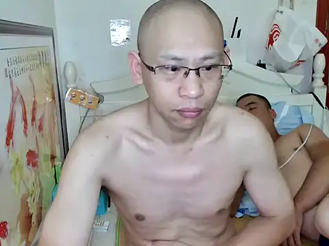 Snapshot of benly888 chatting on 07-15-26, 11:01 benly888 online show from 07-15-26, 11:01