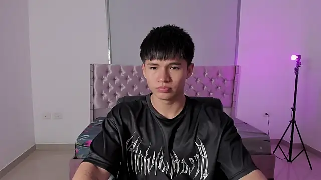 Snapshot of ryo_kush_ chatting on 07-17-26, 01:19 ryo kush online show from 07-17-26, 01:19