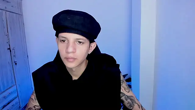Snapshot of tylerrnova chatting on 07-22-26, 03:30 tylerrnova online show from 07-22-26, 03:30