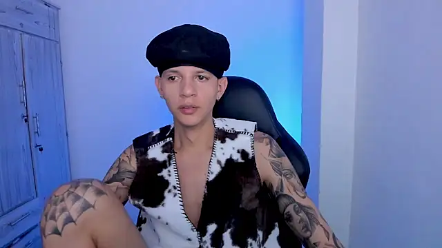 Snapshot of tylerrnova chatting on 07-01-26, 03:18 tylerrnova online show from 07-01-26, 03:18
