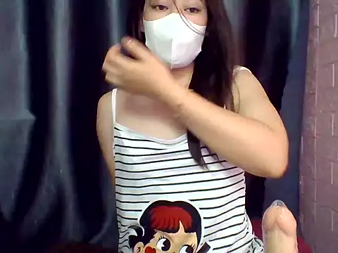 Snapshot of Zhilan01 chatting on 06-27-26, 12:33 Zhilan01 online show from 06-27-26, 12:33