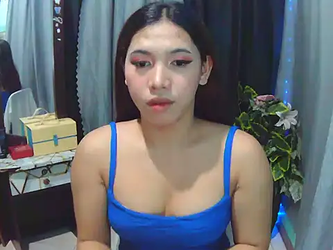 Snapshot of XCalixa chatting on 07-14-26, 05:08 XCalixa online show from 07-14-26, 05:08