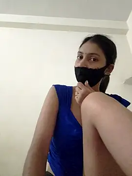 Snapshot of pooja_riya chatting on 07-13-26, 05:07 pooja riya online show from 07-13-26, 05:07