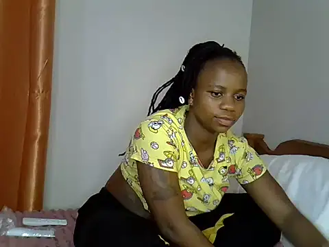 Snapshot of Curvydollyy chatting on 06-17-26, 07:13 Curvydollyy online show from 06-17-26, 07:13
