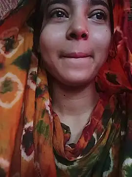 Snapshot of Simran_143 chatting on 07-14-26, 03:55 Simran 143 online show from 07-14-26, 03:55