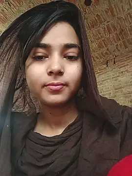 Snapshot of Simran_143 chatting on 07-11-26, 06:03 Simran 143 online show from 07-11-26, 06:03