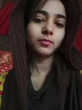 Snapshot of Simran_143 chatting on 07-12-26, 05:08 Simran 143 online show from 07-12-26, 05:08