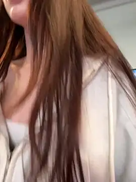 Snapshot of -missbehaving- chatting on 06-23-26, 12:58 -missbehaving- online show from 06-23-26, 12:58