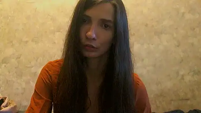 Snapshot of Alison_Wale chatting on 07-31-26, 04:37 Alison Wale online show from 07-31-26, 04:37