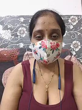 Snapshot of Garimaa_Cherry chatting on 08-01-26, 07:23 Garimaa Cherry online show from 08-01-26, 07:23