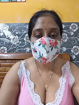 Snapshot of Garimaa_Cherry chatting on 07-13-26, 07:02 Garimaa Cherry online show from 07-13-26, 07:02