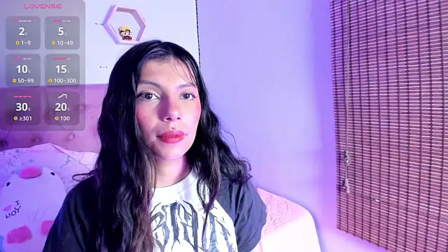 Snapshot of Saki_Akanne chatting on 07-21-26, 10:27 Saki Akanne online show from 07-21-26, 10:27